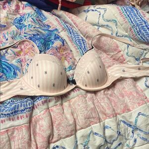 Lace Trimmed Bra in Soft Pink Striped Classic VS Victoria’s Secret Comfy 32C
